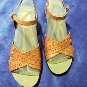 Hush Puppies "Veyay" Dark Red Leather Sandals